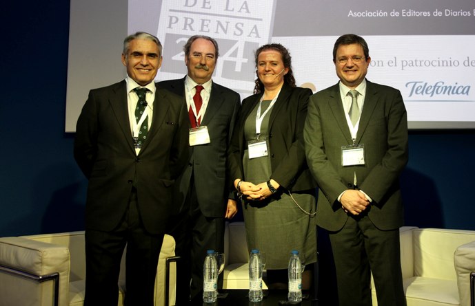 De izquierda a derecha. Luis Jiménez (Deloitte), José Gabriel González Arias (AEDE), Petra Plaza (Carat-Dentsu Aegis Network) y Enrique Yarza (Media Hotline).