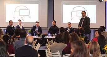 Los participantes en el encuentro de CMVocento y Mobile World Capital Barcelona. 