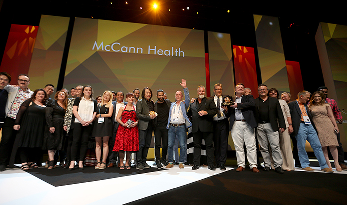 McCann-Health-Red-Año-Lions Health
