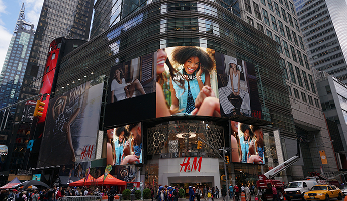 ultimas-tendencias-retail-tienda-H&M-Times-Square