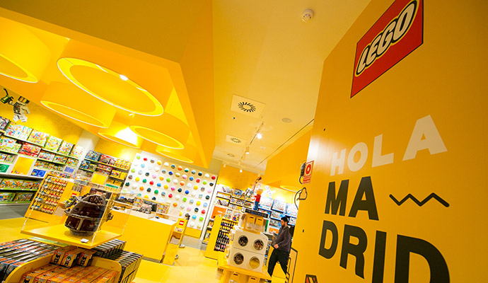 Primera-tienda-física-de-LEGO-en-España-MADRID