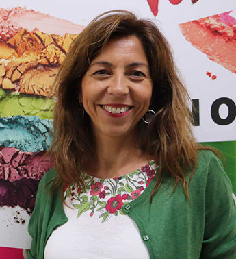 Sonia López Delgado se incorpora a la Pandora, firma joyera de origen danés, como directora general. 