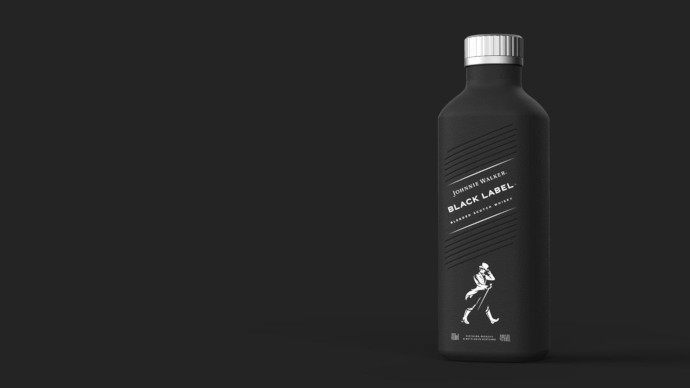 Diageo lanza una botella de papel para la marca de whisky Johnnie Walker