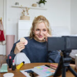 Del influencer prefabricado al UGC: el giro del marketing hacia la autenticidad Del influencer prefabricado al UGC: el giro del marketing hacia la autenticidad