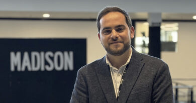Alejandro Marcos cuenta con más de 13 años de trayectoria en Madison, compañía a la que se incorporó en 2013 como asesor de telemarketing