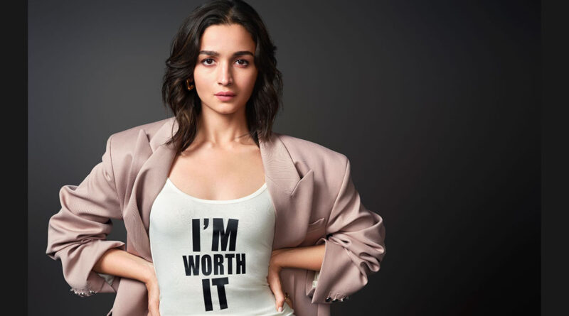 Alia Bhatt se une así a la variada lista de portavoces de la marca, como Viola Davis, Jane Fonda, Eva Longoria, Kendall Jenner, Elle Fanning y Camila Cabello