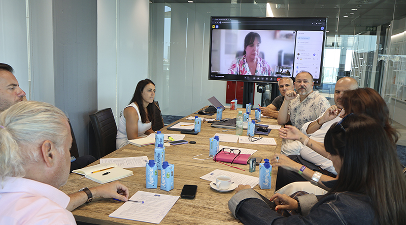 10 miembros del jurado de la segunda edición de los Premios W!N durante el coloquio convocado por IPMARK el 15 de julio en Madrid
