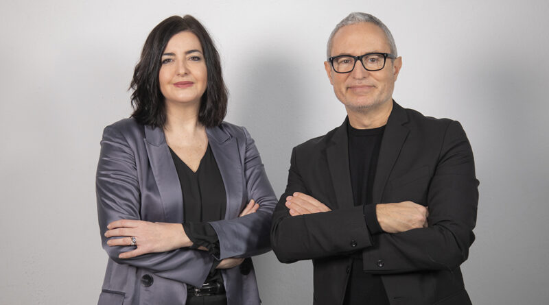 De izq a dcha, Anna Roca, nueva directora general de After junto a Marc Ros, uno de los fundadores de la agencia