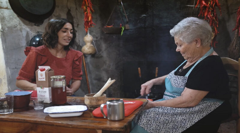 La repostera Alma Obregón se adentra en las cocinas de Zoila, Isabel y María, de Guadalupe (Cáceres) y de Ifi y Belén, de Fontiveros (Ávila)