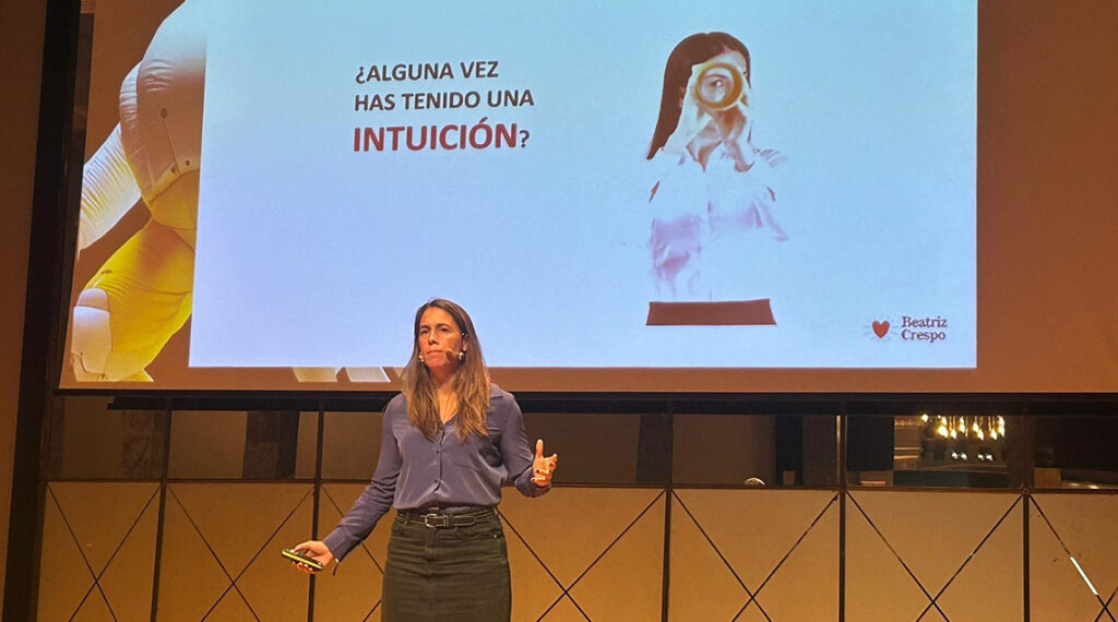 Beatriz Crespo, fundadora y CEO de Freedom & Flow en la primera jornada de los Inspirational 2024