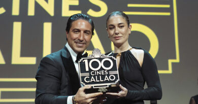El acto reconoció la trayectoria como actriz de Blanca Suárez