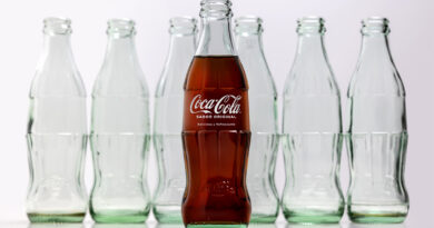 Cada botella de vidrio de Coca-Cola está diseñada para ser rellenada hasta 25 veces o, lo que es lo mismo, para tener hasta 25 vidas