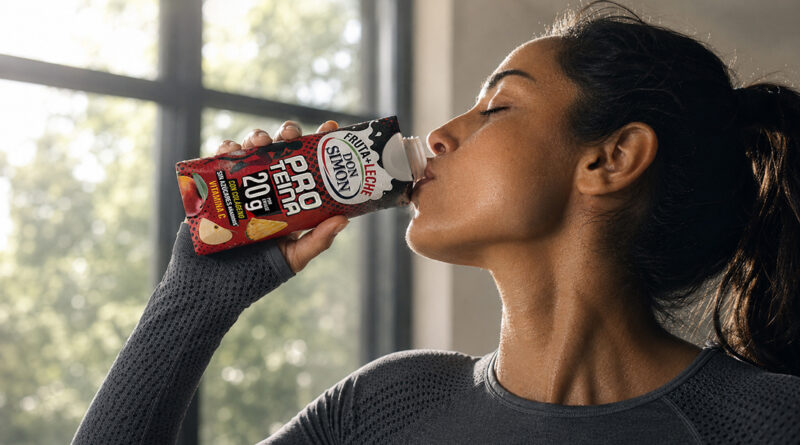 La nueva gama de Don Simón combina el sabor de frutas como la piña, uva mango y manzana, con la suavidad de la leche y un alto contenido en proteínas