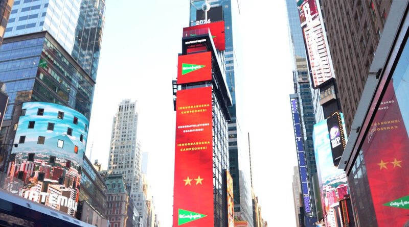 El Corte Inglés llevó a Times Square su apoyo a la Selección española El Corte Inglés llevó a Times Square su apoyo a la Selección española