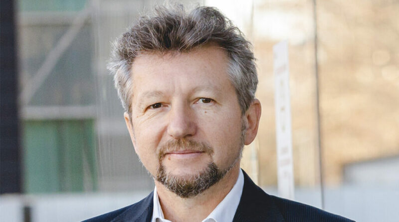 Los Premios Eficacia relevarán a Emmanuel Pouey como presidente del jurado Los Premios Eficacia relevarán a Emmanuel Pouey como presidente del jurado