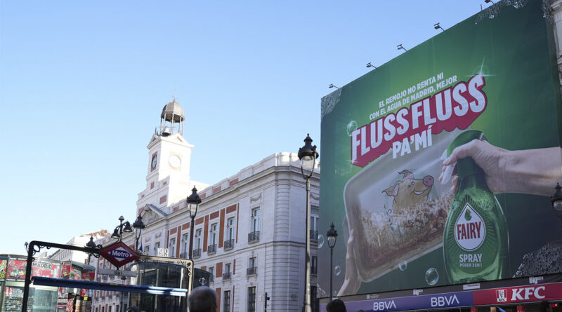 Fairy Spray aterriza en el centro de Madrid con una campaña OOH Fairy Spray aterriza en el centro de Madrid con una campaña OOH