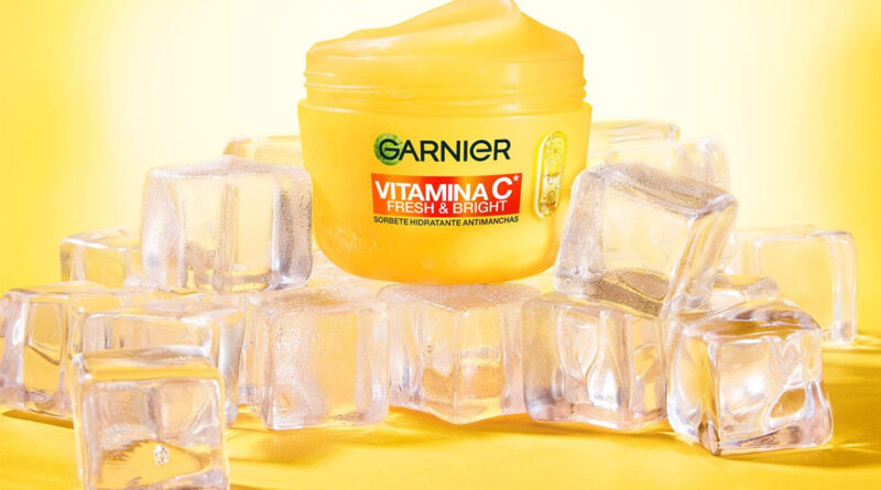La compañía define la propuesta como una textura híbrida que reúne la eficacia hidratante de una crema y la ligereza de un gel