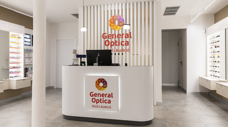 La compañía dispone de 321 centros y opera en Portugal bajo la marca Mais Optica