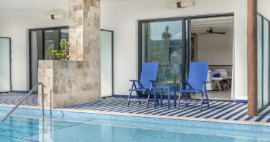 Las habitaciones del Ocean Allure Costa Mujeres se inspiran en el entorno marino con un diseño contemporáneo en tonos claros y materiales de alta calidad