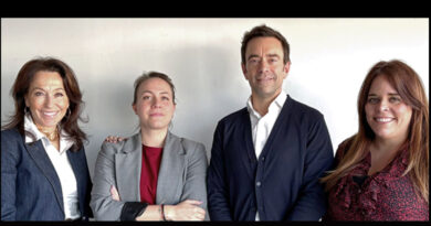 De izquierda a derecha: Ana Picó, directora general de Havas PR, Amanda de la Santísima Trinidad, responsable de comunicación & eventos del Consejo Regulador DOCa Rioja, Iñigo Tapiador, director de marketing y comunicación del Consejo Regulador DOCa Rioja y Cristina Gómez Rico, growth & client manager de Havas PR