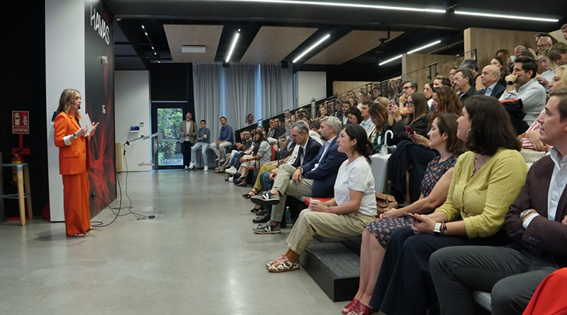 Presentacion herramienta de AM y Fitfty5Blue