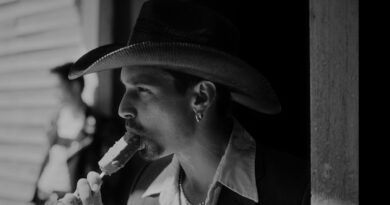 El estreno de este cortometraje se ha llevado a cabo durante la tradicional fiesta anual de Magnum en Cannes, el 14 de mayo