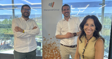 De izquierda a derecha: Juan Gómez, Responsable de Comunicación de ManpowerGroup; Vicenç Àlvaro, director de marketing y comunicación de ManpowerGroup, y Ana Picó, directora general de Havas PR
