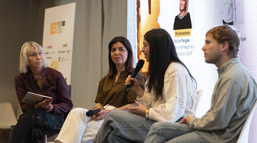 De izq a dcha, Nuria Fargas, directora de negocio y marketing 3Cat, Carolina Agudo, head of marketing Europe de Better Balance, Elisa Nuin, content manager de San Miguel y Alejandro Gómez, PR & brand manager de Telepizza
