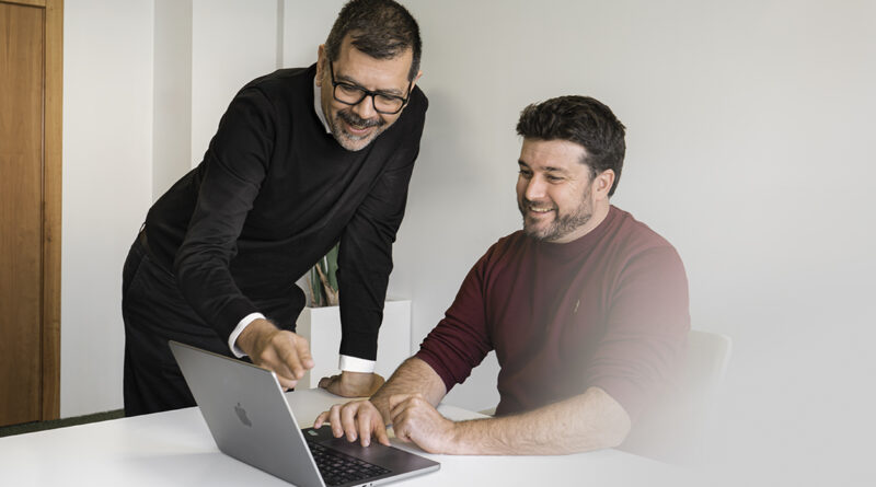 Elad Rodríguez/Roberto Ramos (NITSNETS/Small*): “Se acabaron los manuales de marca” Elad Rodríguez/Roberto Ramos (NITSNETS/Small*): “Se acabaron los manuales de marca”