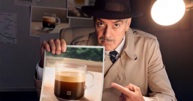 George Clooney interpreta a un detective en la nueva campaña de Nespresso