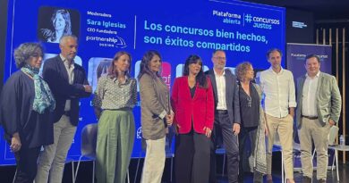 Participantes del primer evento de la plataforma #ConcursosJustos en el Auditorio de la Universidad de Tecnología y Diseño UDIT de Madrid