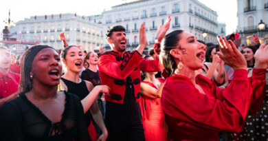 Homenaje a Camarón de la Isla de Cruzcampo en la Puerta del Sol de Madrid