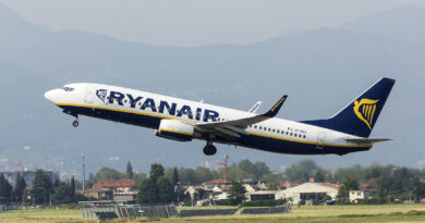 La política de equipaje de Ryanair mantiene la posibilidad de añadir una segunda pieza de mano a través del servicio Priority Boarding