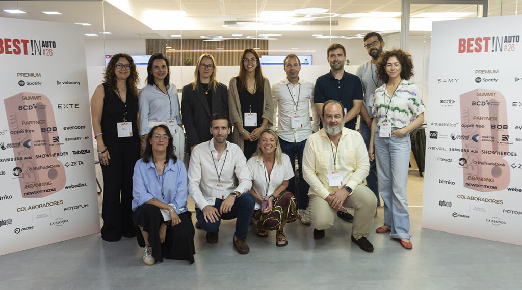 Representantes de marcas y agencias de la sala dos durante la reunión de jurado de los Best!N Auto 2026