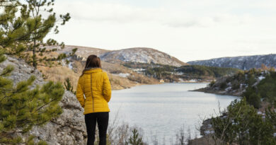 Viajeros en solitario, especialmente mujeres (71%), buscan empoderamiento personal, autenticidad y experiencias independientes