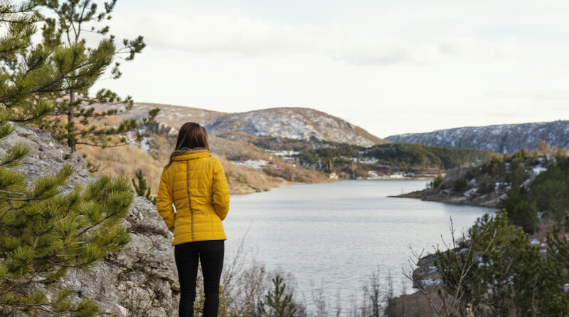 Viajeros en solitario, especialmente mujeres (71%), buscan empoderamiento personal, autenticidad y experiencias independientes