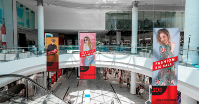Actualmente, Sonae Sierra gestiona varios centros comerciales en España: Max Center (Bilbao), Valle Real (Cantabria), Gran Casa (Zaragoza), Luz del Tajo (Toledo), Área Sur (Jerez de la Frontera) y Plaza Mayor (Málaga)