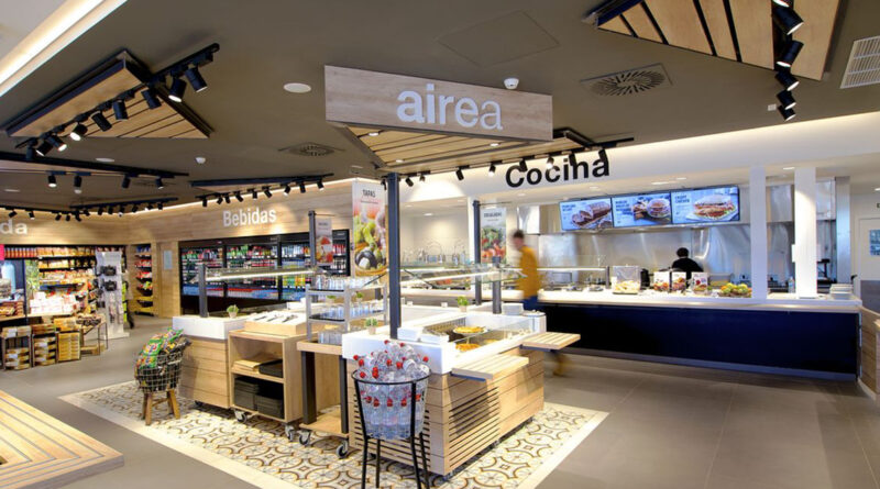 La operación impulsa a la compañía hasta una facturación récord de 2.700 millones de euros