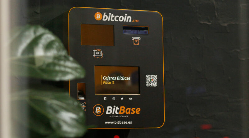 La fintech española BitBase lanza su criptomoneda, el BTBS