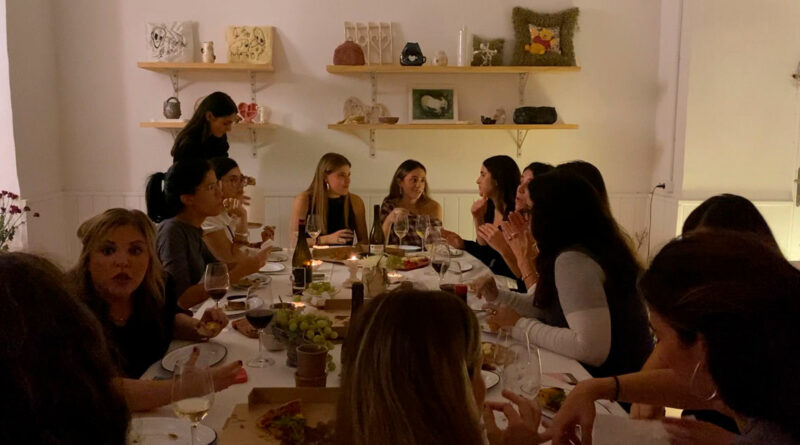 Una ‘cena de creativas’ para reducir la brecha de género en la industria publicitaria
