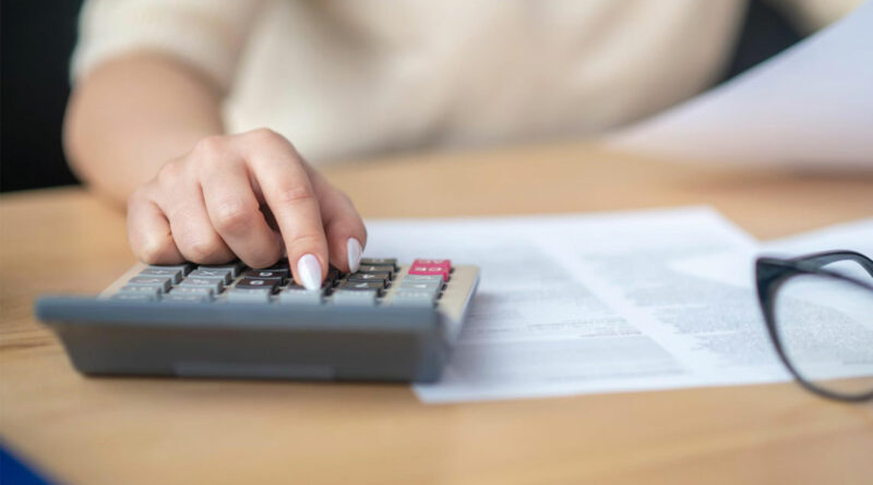 Casi 4 de cada 10 CMOs estudia recortar el presupuesto de agencias Casi 4 de cada 10 CMOs estudia recortar el presupuesto de agencias