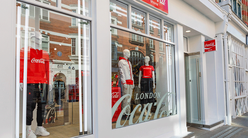 Coca-Cola abre en Londres su primera tienda en Europa