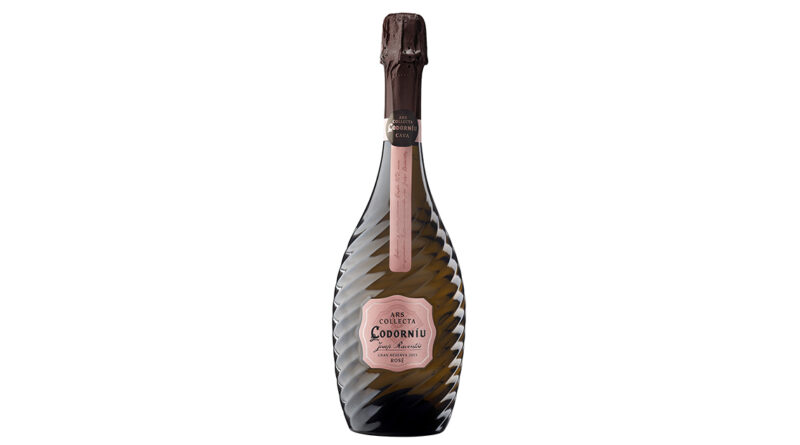 El nuevo rosé de Codorníu se presenta como una propuesta gastronómica versátil para acompañar aperitivos gourmet y  postres
