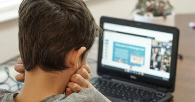 Casi 1,3 millones de usuarios de menores de edad consumen contenidos no aptos para ellos