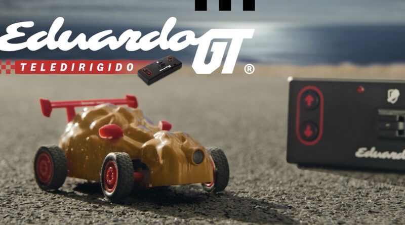 Eduardo GT mantiene la silueta del muslo de pollo Eduardo, incorpora un mando recargable y ofrece una autonomía de siete minutos por carga