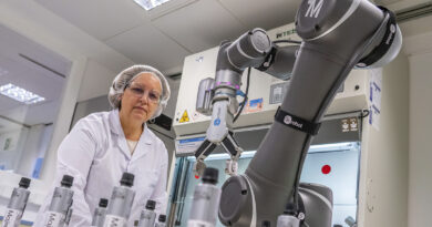 L’Oréal invirtió en 2024 más de 1.300 millones de euros en I+D, con un equipo de 4.000 investigadores