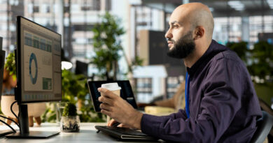 La IA ahorra hasta 4 horas a la semana a los profesionales de marketing