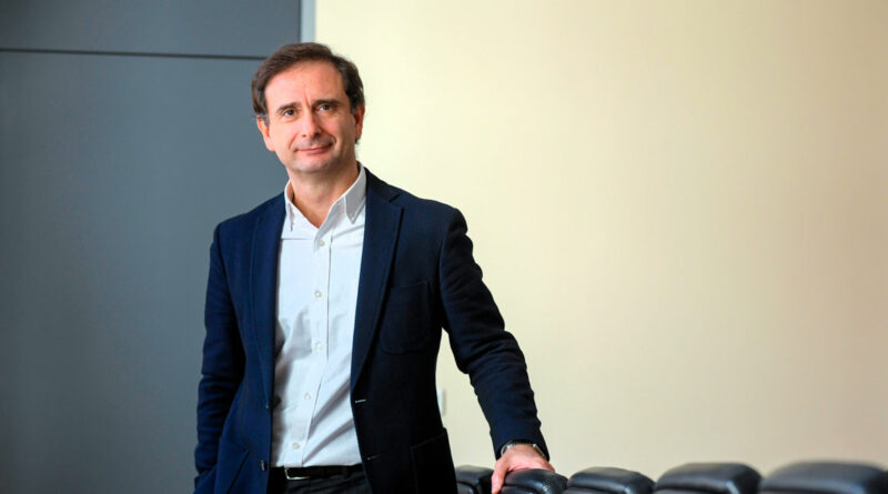 JTI promociona a Víctor Crespo a la dirección de asuntos corporativos y comunicación