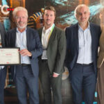 Madison recibe el Premio a la Visión de la AEERC Madison recibe el Premio a la Visión de la AEERC