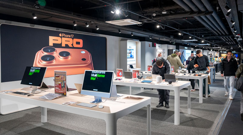 Área expositora de Apple, el otro partner preferente de Fnac